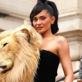 Kylie-Jenner-lion