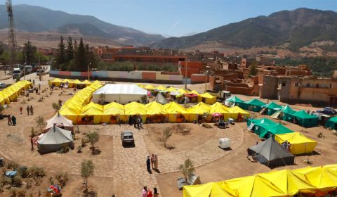 Seisme-d-Al-Haouz-La-Fondation-Mohammed-V-pour-la-Solidarite-entame-l-installation-des-tentes-d-hebergement-des-populations-affectees