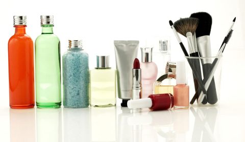 attention-aux-produits-de-beaute-perimes